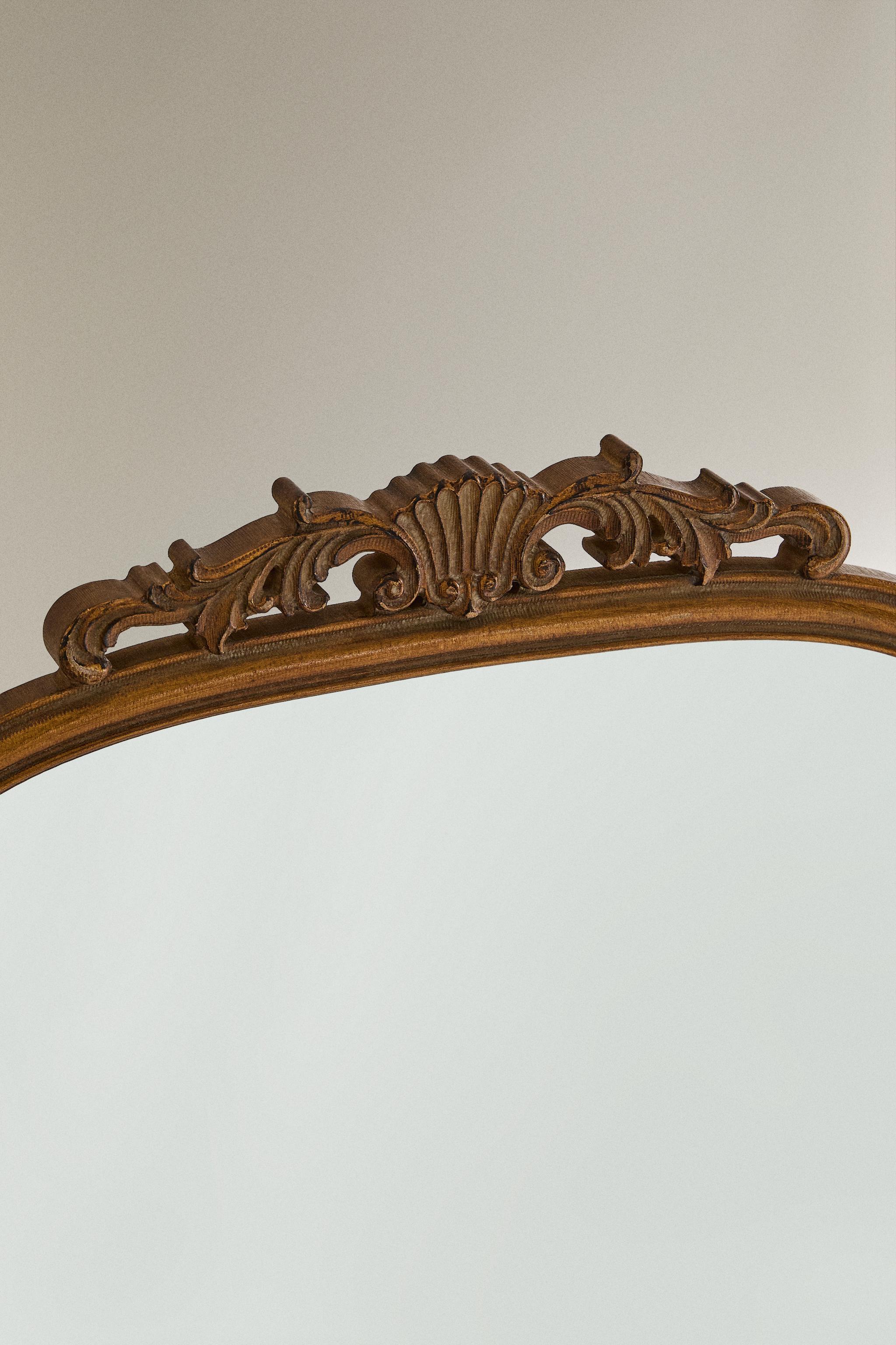 GOLDEN WOODEN WALL MIRROR